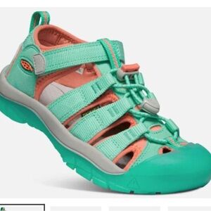 KEEN Cockatoo/Coral Newport H2 Sandals BIG KIDS Size 3